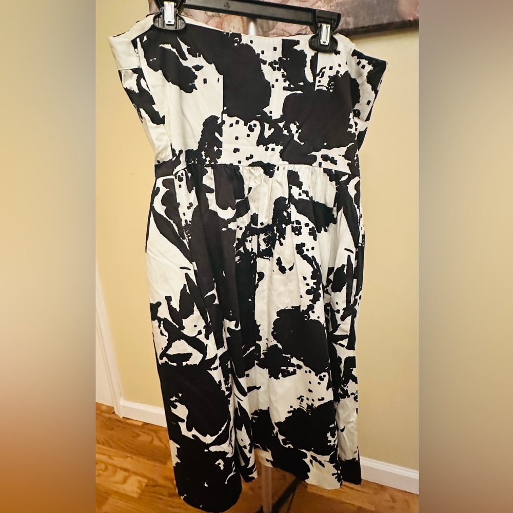NWT The Limited Strapless Dress Black/White Size 8